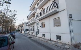 101 Τriantafyllidi